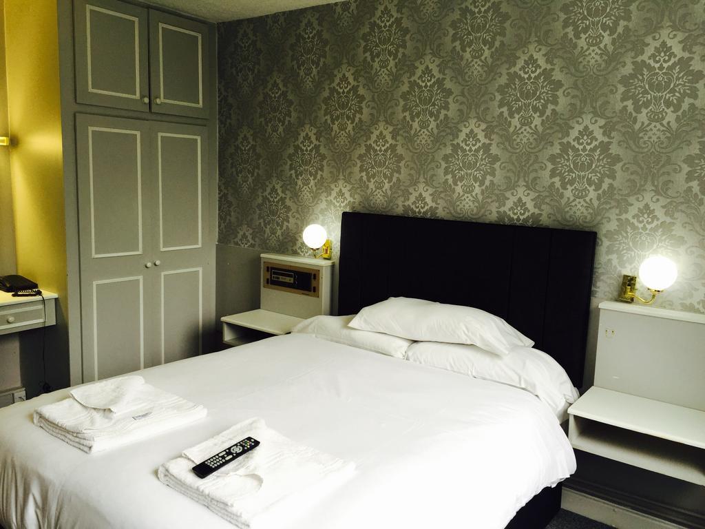 Hylands Hotel Ковънтри Екстериор снимка