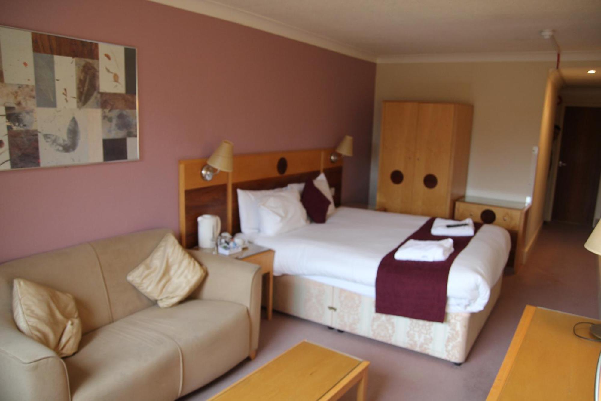 Hylands Hotel Ковънтри Екстериор снимка